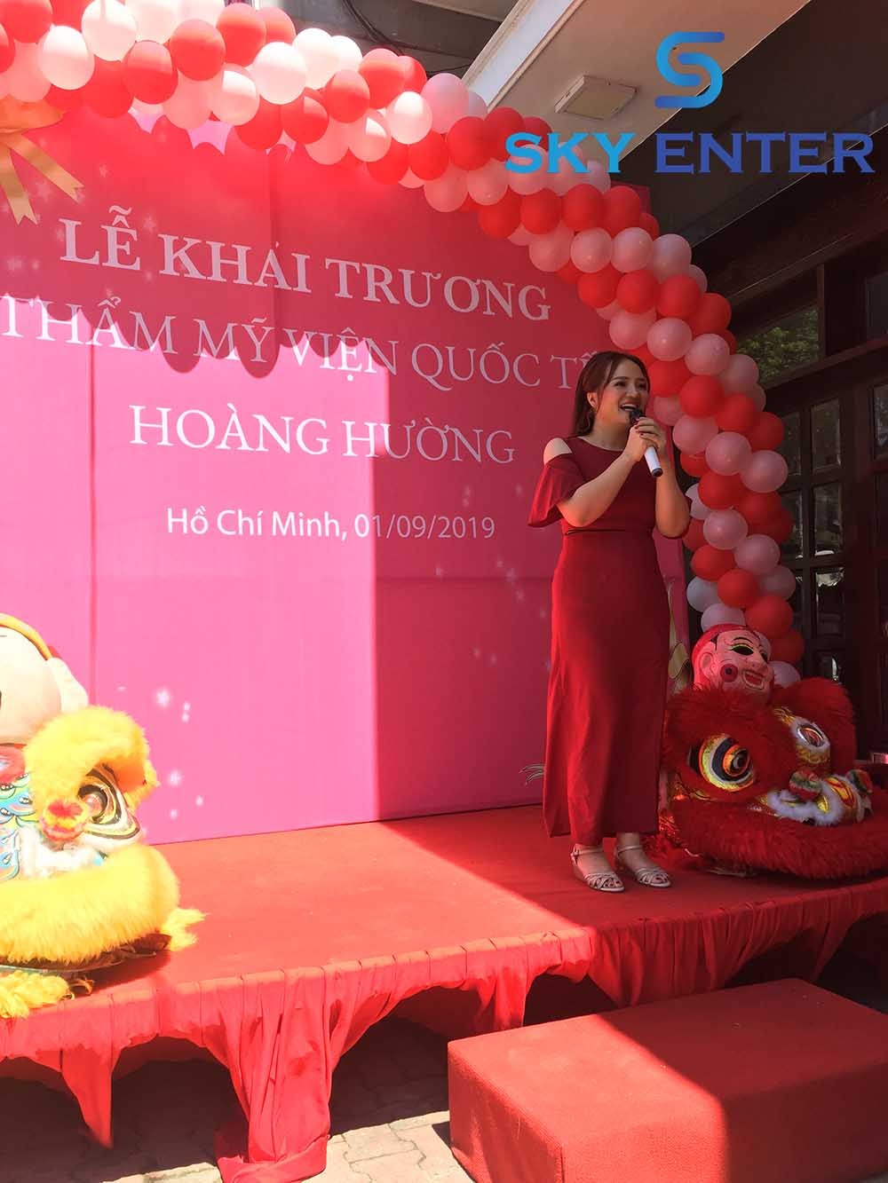 to-chuc-su-kien-khai-truong-tron-goi